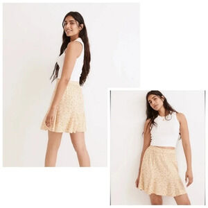 Madewell Pull On Swing Mini Skirt In Piccola Floral